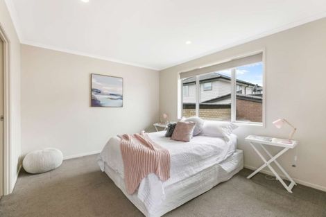 Photo of property in 17 Akeake Lane, Manurewa, Auckland, 2102