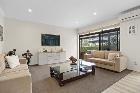 Photo of property in 47 Terry Smyth Drive, Kumeu, 0892