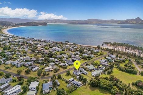 Photo of property in 85 Oyster Drive, Cooks Beach, Whitianga, 3591