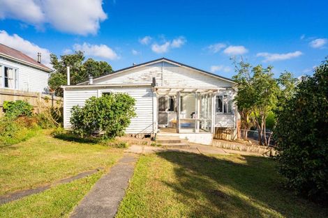 Photo of property in 10 Cranley Street, Dargaville, 0310