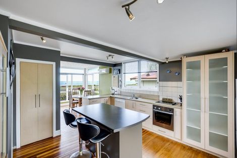 Photo of property in 242 Whirinaki Road, Eskdale, Napier, 4182