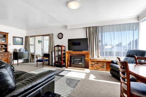 Photo of property in 2 Turuturu Road, Hawera, 4610
