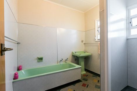 Photo of property in 28 Georges Drive, Napier South, Napier, 4110