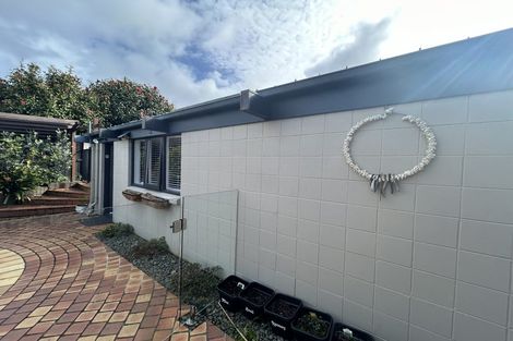 Photo of property in 1/6 Stansfield Place, Sunnyhills, Auckland, 2010