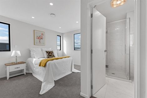 Photo of property in 20 Corporal Street, Papakura, 2110