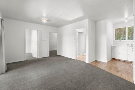 Photo of property in 8a Hood Place, Spotswood, New Plymouth, 4310