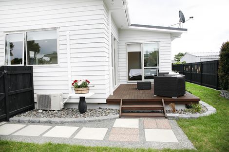 Photo of property in 24a Bunnythorpe Road, Papakura, 2110