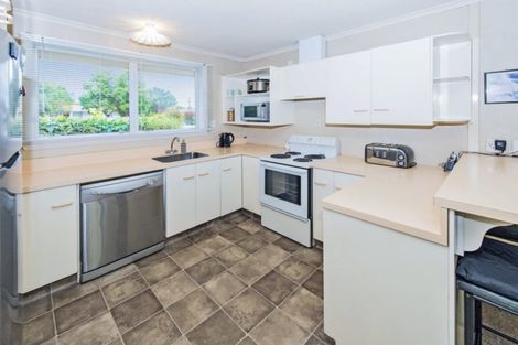 Photo of property in 28 Kimberley Road, Darfield, 7510