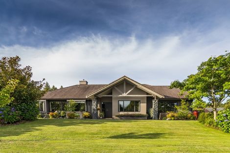 Photo of property in 2 Flaxen Way, Kinloch, Taupo, 3377