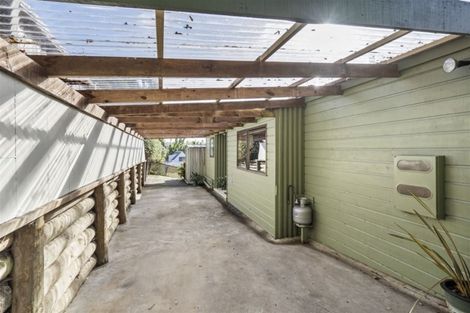 Photo of property in 1/305 Rangatira Road, Beach Haven, Auckland, 0626