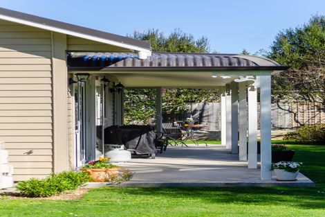 Photo of property in 75 Frederick Street, Carterton, 5713