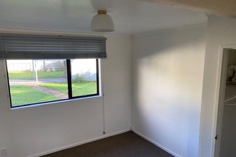Photo of property in 1/98 Titirangi Road, New Lynn, Auckland, 0600