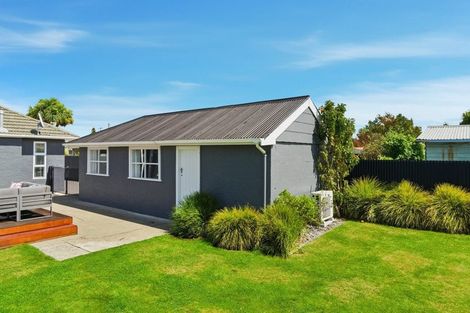 Photo of property in 77 Neill Street, Hornby, Christchurch, 8042