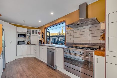 Photo of property in 128 Barnett Avenue, Best Island, Richmond, 7081