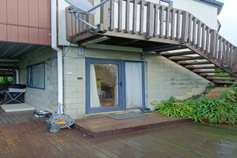 Photo of property in 31 Summit Road, Fairfield, Lower Hutt, 5011
