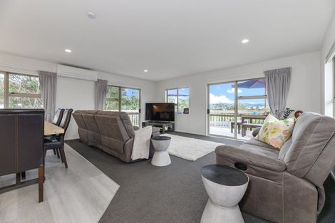 Photo of property in 57b Rangeview Road, Sunnyvale, Auckland, 0612
