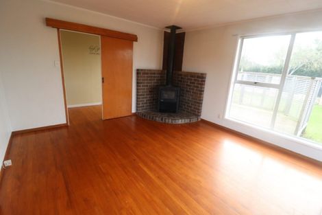 Photo of property in 26 Ranui Station Road, Ranui, Auckland, 0612