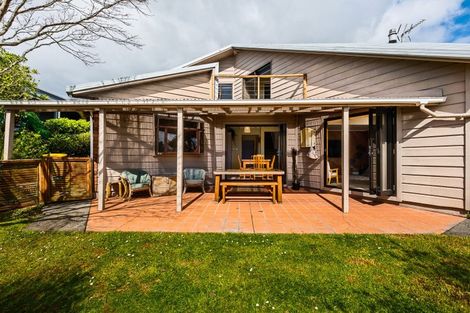 Photo of property in 7 Honnor Place, Hurdon, New Plymouth, 4310