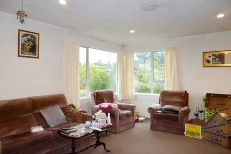 Photo of property in 66 Tamahere Drive, Glenfield, Auckland, 0629