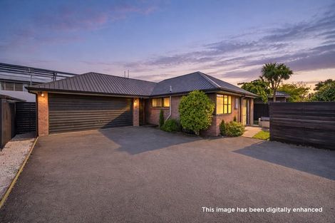 Photo of property in 2/21b Northcote Road, Northcote, Christchurch, 8052