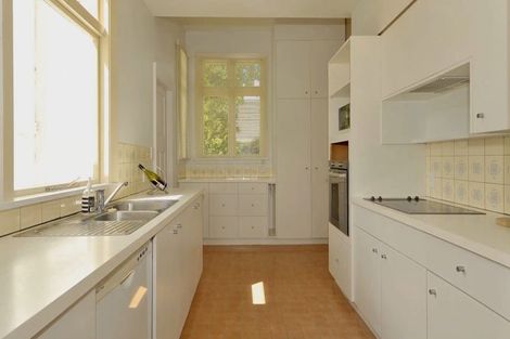 Photo of property in 284 Papanui Road, Merivale, Christchurch, 8052