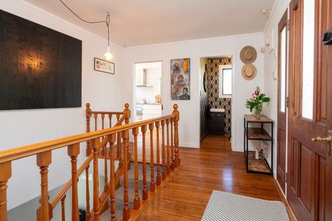 Photo of property in 22 Worcester Street, Wilton, Wellington, 6012