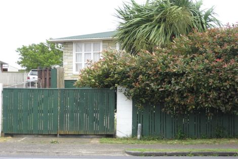 Photo of property in 20 Paerata Road, Pukekohe, 2120