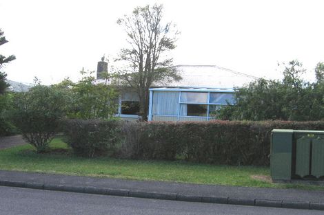 Photo of property in 14 Ward Crescent, Te Atatu Peninsula, Auckland, 0610