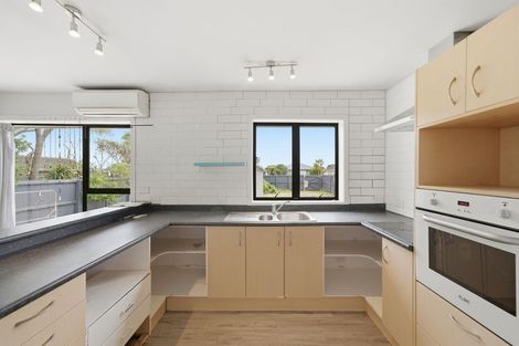 Photo of property in 56 Tedder Avenue, North New Brighton, Christchurch, 8083