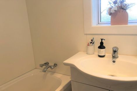 Photo of property in 49 Byron Street, Leamington, Cambridge, 3432