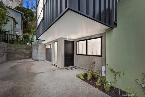 Photo of property in 10b Crieff Street, Northland, Wellington, 6012