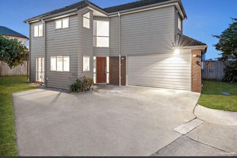 Photo of property in 7 Bordeaux Parade, Te Atatu South, Auckland, 0610