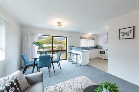 Photo of property in 2 Hereford Street, Stoke, Nelson, 7011