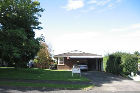 Photo of property in 1/19 Megan Avenue, Pakuranga Heights, Auckland, 2010