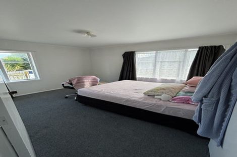 Photo of property in 39 Fairdene Avenue, Henderson, Auckland, 0610