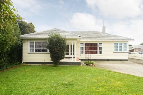 Photo of property in 175 College Street, Awapuni, Palmerston North, 4412