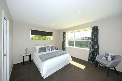 Photo of property in 2/10 Thistledown Place, Woolston, Christchurch, 8062