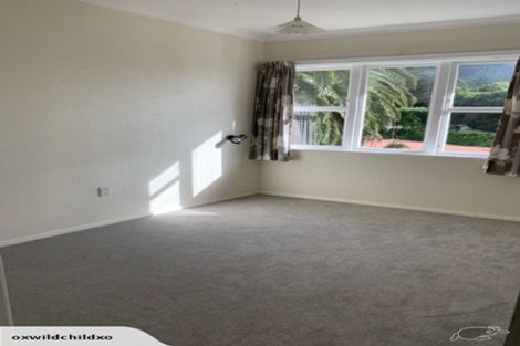 Photo of property in 4 Woodstock Terrace, Tawa, Wellington, 5028