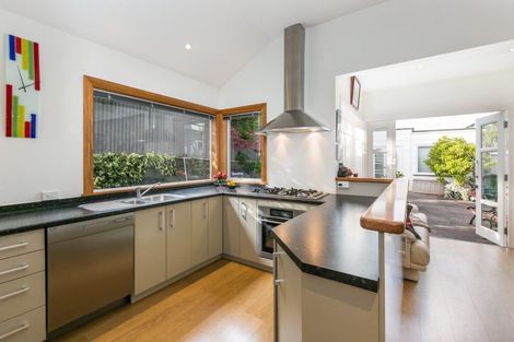 Photo of property in 28 France Road, Bluff Hill, Napier, 4110