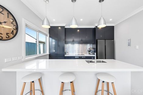 Photo of property in 77 Pilmuir Street, Hutt Central, Lower Hutt, 5010