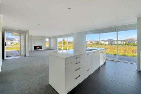 Photo of property in 12 Bastille Court, Rangatira Park, Taupo, 3330