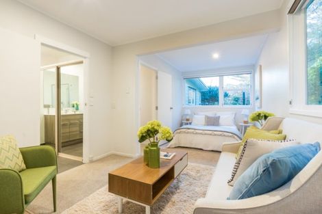 Photo of property in 176 Ti Rakau Drive, Pakuranga Heights, Auckland, 2010