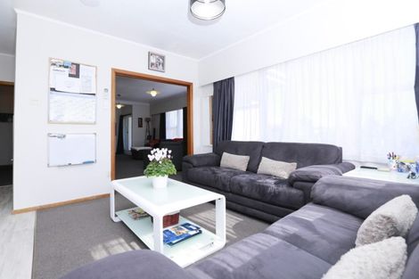 Photo of property in 4a Heath Street, St Andrews, Hamilton, 3200