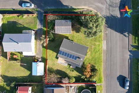 Photo of property in 42 Norfolk Crescent, Otaki Beach, Otaki, 5512