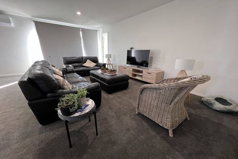 Photo of property in 167 Marine Parade, New Brighton, Christchurch, 8083