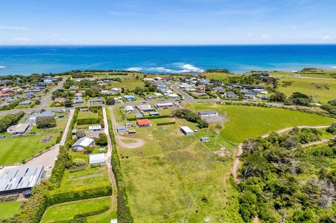 Photo of property in 185 Tasman Street, Opunake, 4616
