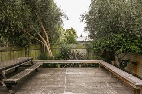 Photo of property in 6 O'connell Place, Havelock North, 4130