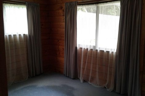 Photo of property in 105 Logie Street, Stokes Valley, Lower Hutt, 5019