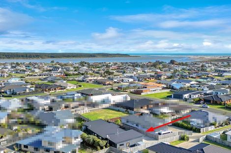 Photo of property in 20 Forbes Road, Foxton Beach, Foxton, 4815