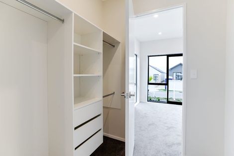 Photo of property in 11 Horokaka Street, Massey, Auckland, 0614